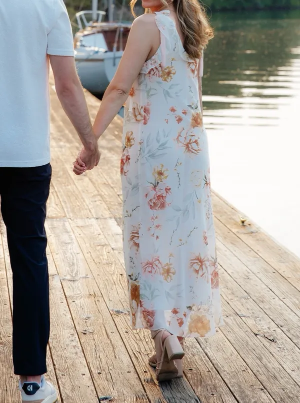 Boutique floral white dress - Image 2
