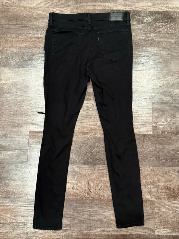 Levi's Women’s 711 Black Distressed Skinny Jeans 30 Waist Grunge Rock Goth Metal - Image 4