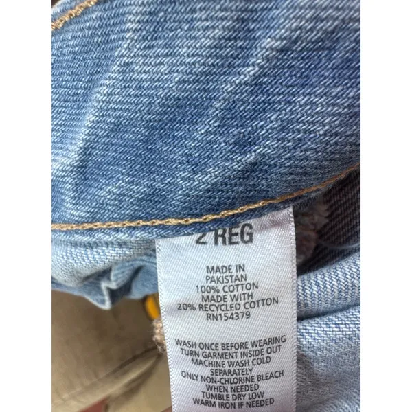 Aeropostale Super Baggy High Waisted Wide Leg Light Wash Jeans Size 2 Reg - Image 6