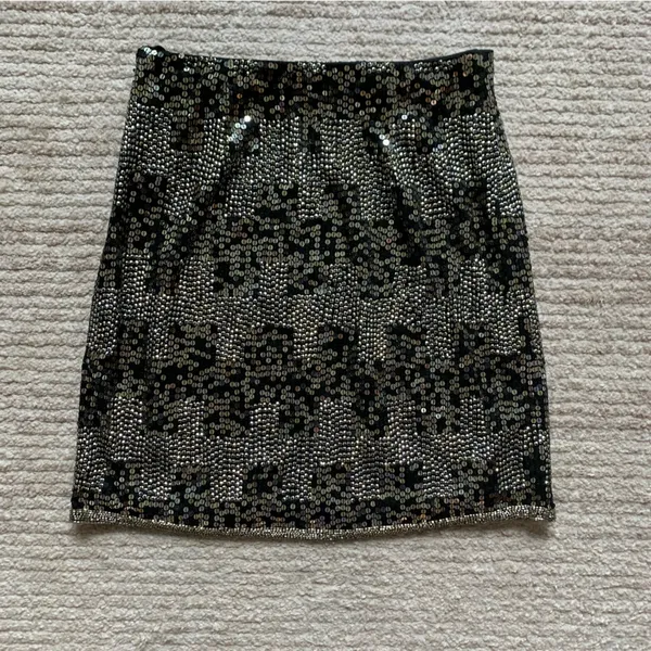 Sherri Hill Embellished Mini Skirt Black Silver NWOT Size 6 - Image 3