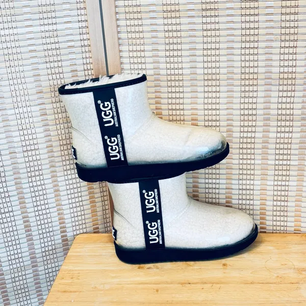 UGG Australian Shepherd AVA clear waterproof sheep wool lined rain boots booties - Image 8
