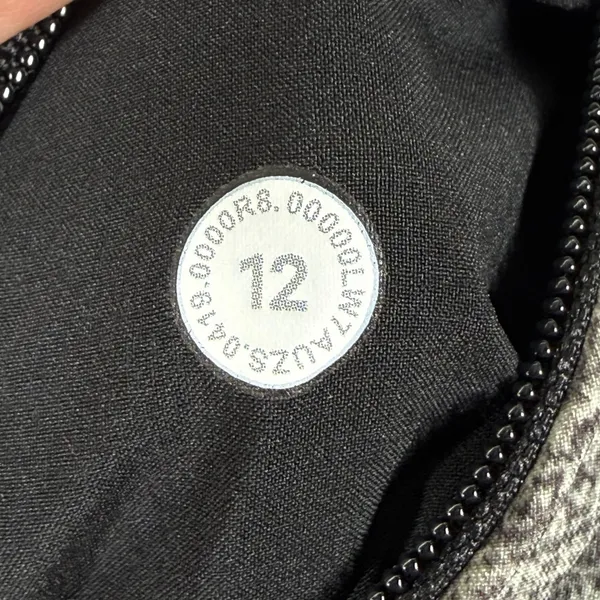 Lululemon Tracker Short V Heathered Black Gray Athletic Running Shorts Size‎ 12 - Image 8