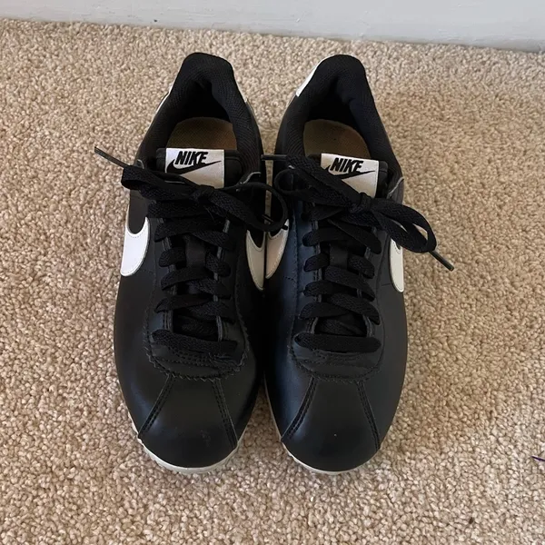 Nike Classic Cortez Black White 807471-010 Women’s Size 7 - Image 2