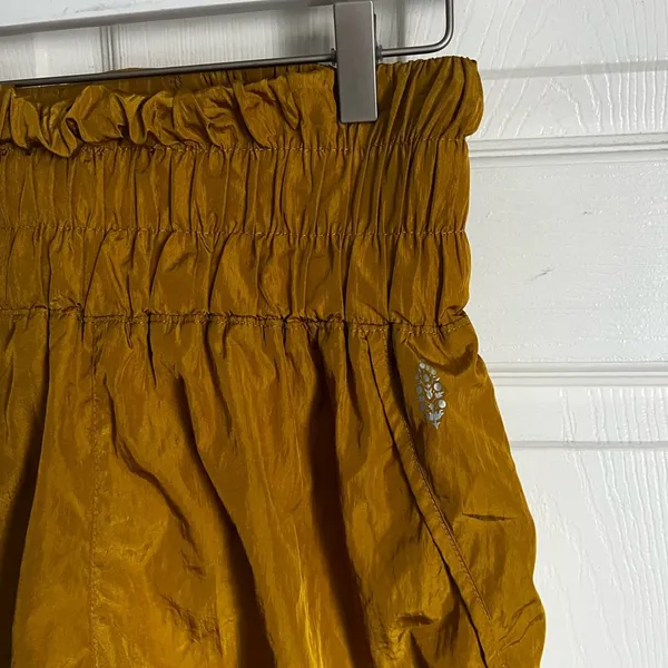 Free people fp movement the way home short size Medium honey mallow - Image 3