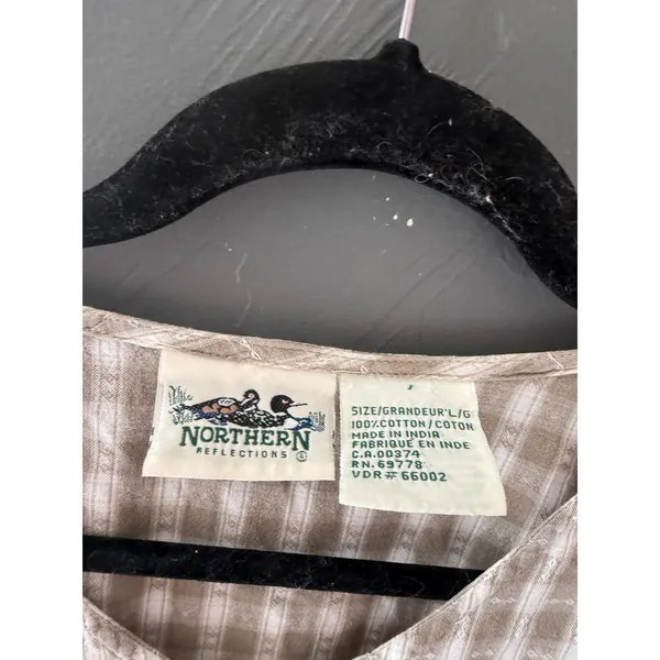 Northern Reflections Vintage Cottage Country L Plaid Cotton Button Shirt V-Neck - Image 3