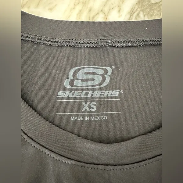 SKECHERS Womens GoRun Active Black Short Sleeve Workout Crop Tank Top Size XS - Image 6