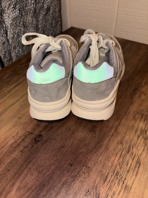 H&M Sneakers - Image 4