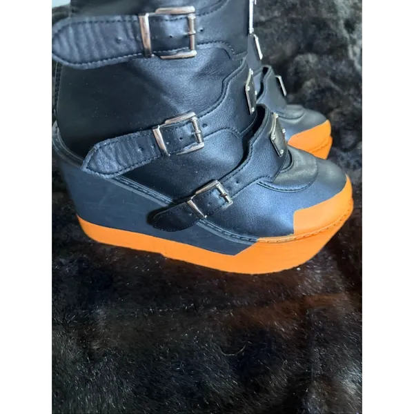 Punk goth platform silver buckles orange black size 8 boots - Image 4
