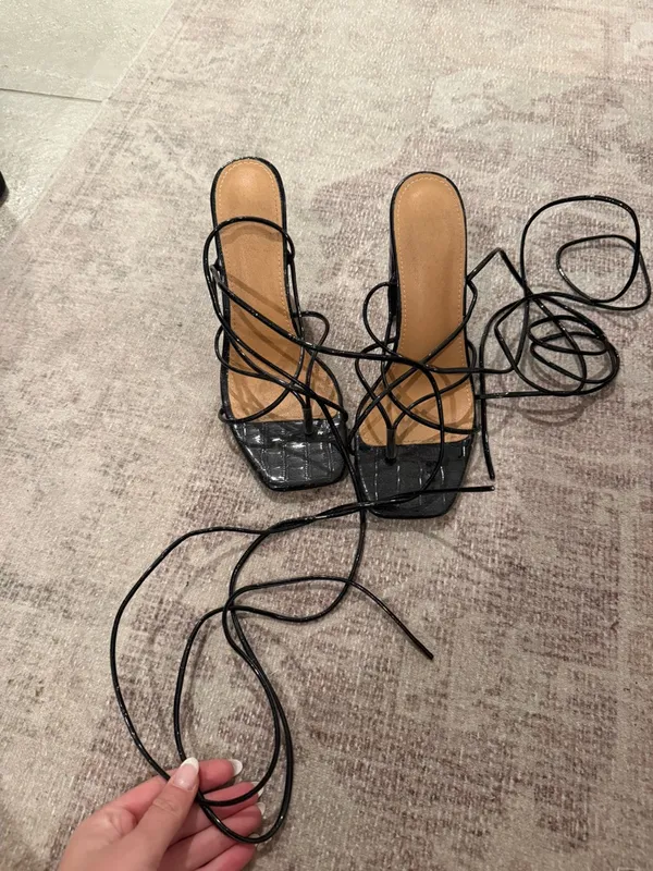 Amazon Black Lace-Up Square-Toe Strappy Heels - Image 2