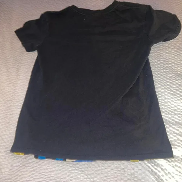 Sailor Moon Graphic T-shirt - Size Medium - Image 2
