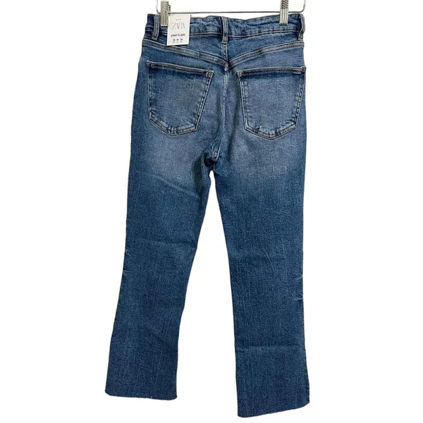 ZARA Women's Mid-Rise Cropped Flared Denim Frayed Hem Jeans Size 4 NEW - Image 6