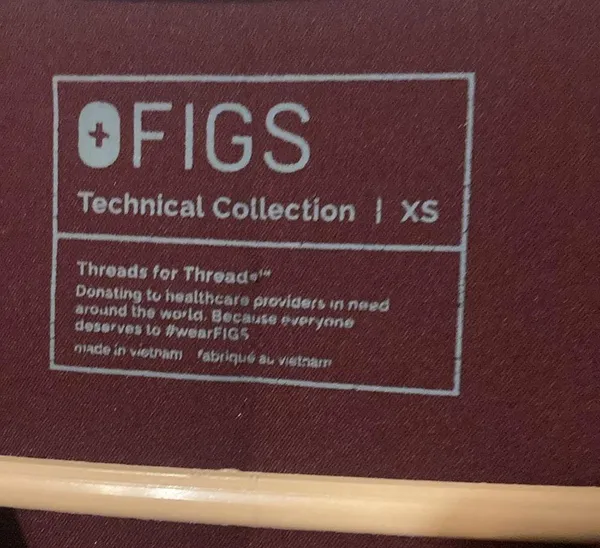 Figs Technical Collection Wine Color Women’s Size XS 3 Pockets - Image 6