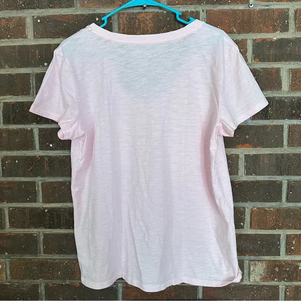 Universal Threads NWT Pink Short Sleeve V-Neck Tee - Image 5