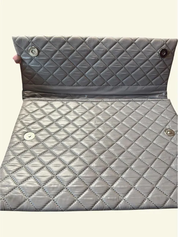 Do everything in Love Quilted Silver Clutch Purse - Image 3