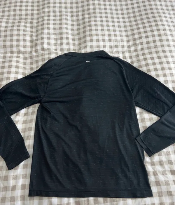 YoungLa Long Sleeve Top Black Size L - Image 2