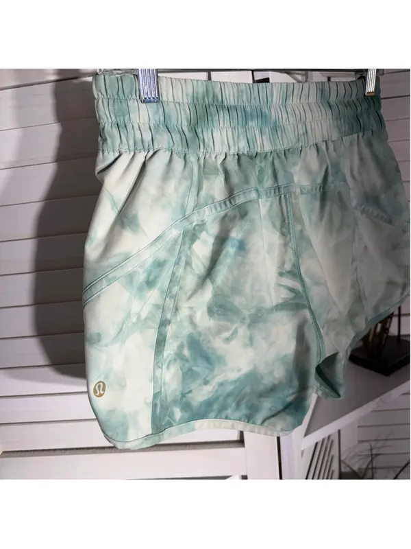 Lululemon track shorts V “4” diamond white washed marsh green athleisure sz 4 - Image 13