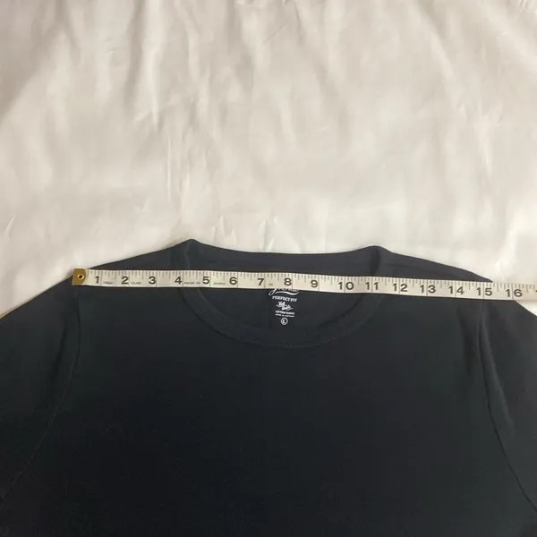 J-Crew,Women’s,Black,Short Sleeve T-Shirt.Size-Large. - Image 3