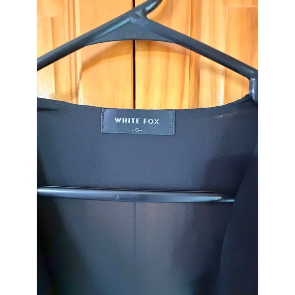 WHITE FOX BOUTIQUE Black Sheer Ruffle Crop Top Long Bell Sleeve Tie Front S NWOT - Image 4