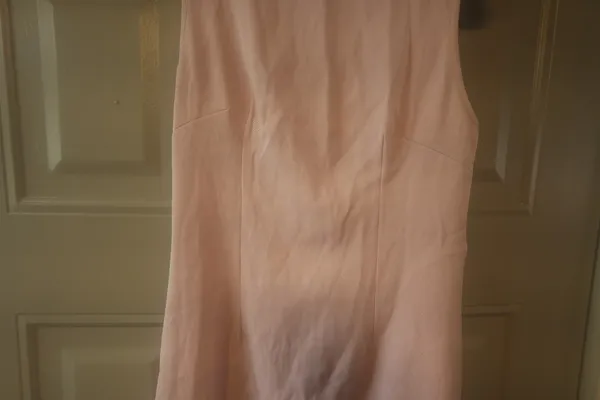 Shein sleeveless high neck low tie back mini short dress in light pink size small. - Image 3