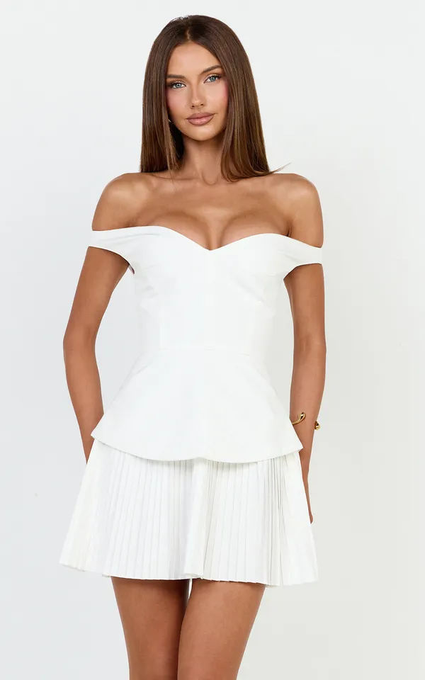 New Showpo IZARA Mini Dress Off Shoulder Pleated Dress Size Small - Image 6