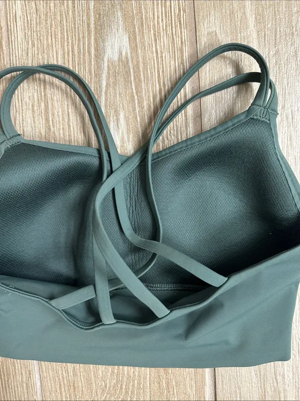Lululemon Like a Cloud Longline Bra - Image 4
