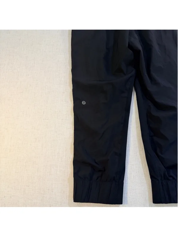 lululemon Tearaway Pant Women’s Size 8 Black Side Snap 25” Inseam - Image 13