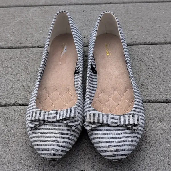 Basic Edition Striped Bow Flats | Striped Ballet Flats With Bow Blue Size 10 - Image 2