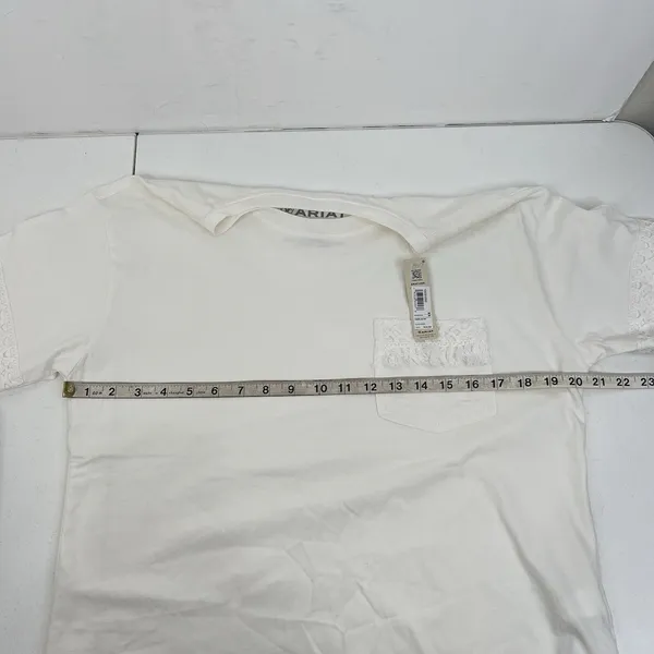 Ariat Size M Tassel Top Relaxed Fit Short Sleeve‎ Cloud Dancer Pullover Women's - Image 14
