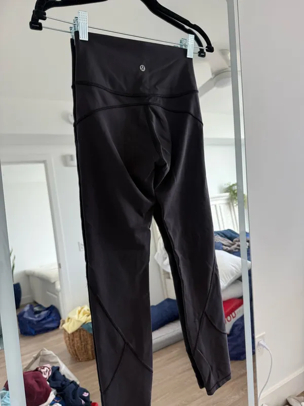 Lululemon leggings  - Image 4