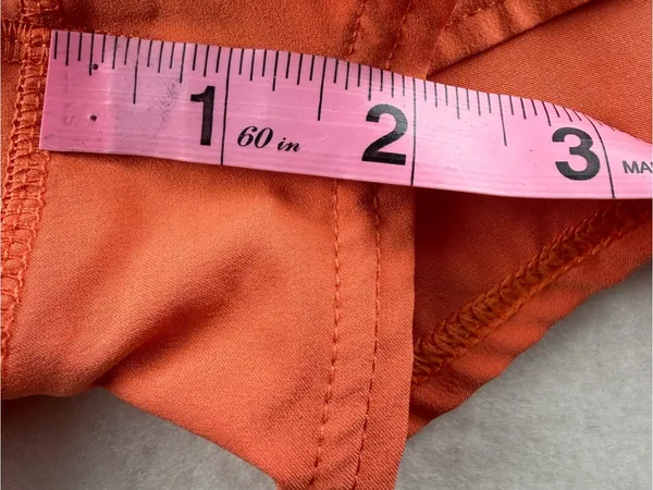 Vuori Women’s‎ Coral Orange Athletic Hybrid Shorts XL Quick Dry - Image 8
