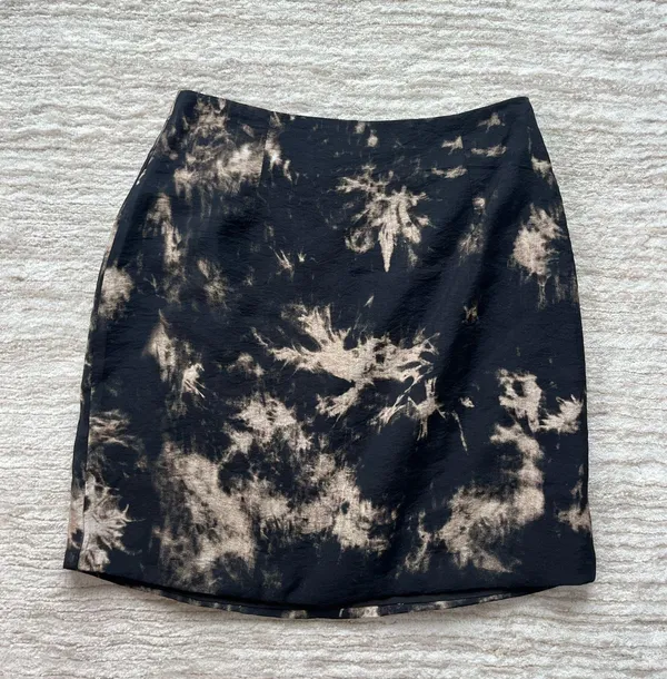 Showpo Black Two Piece Skirt and Top Set - Image 4