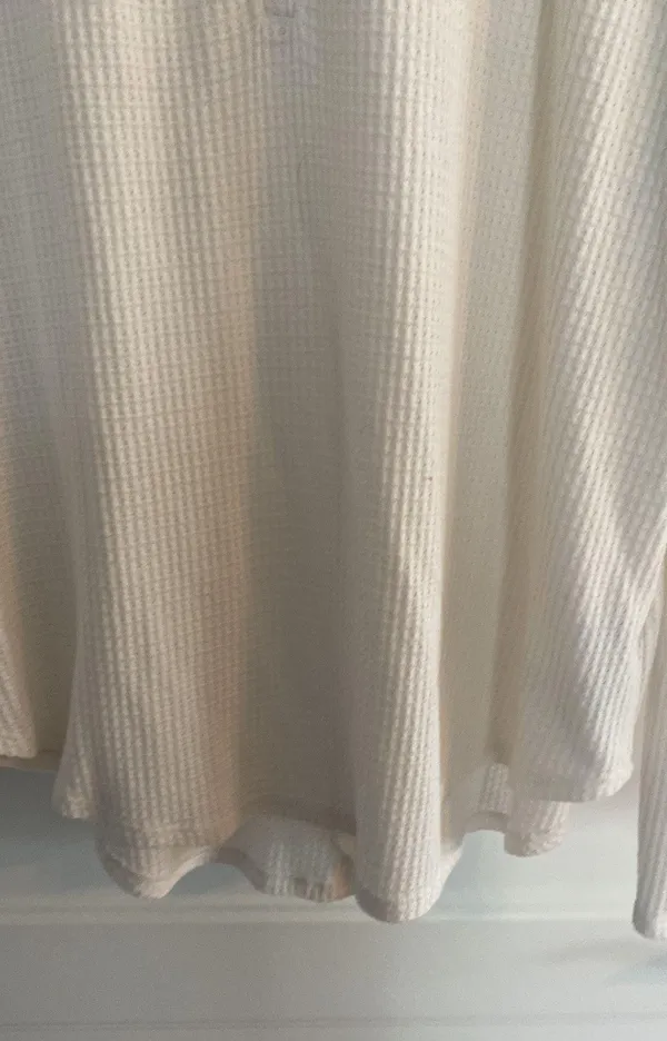 Old Navy Size Large Shirt - Image 5