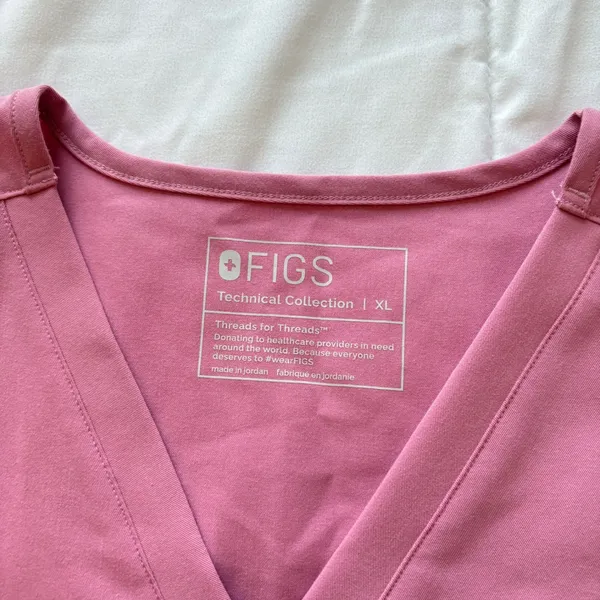 FIGS Casma Scrub Top Pink V-Neck Short Sleeve Technical Collection XL Medical - Image 2