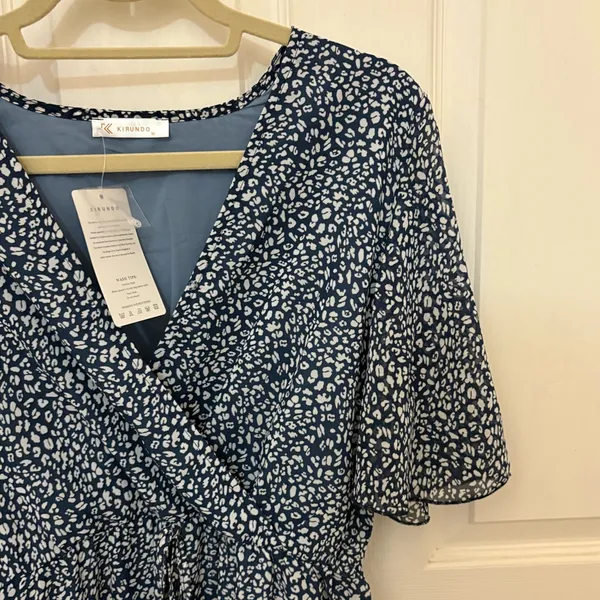 NWT!! KIRUNDO V-Neck Ruffle Abstract Floral Print Dress in Blue & White - Image 9