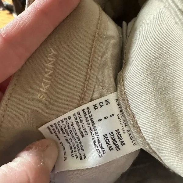 American Eagle tan skinny 8 preppy flat front slacks - Image 2