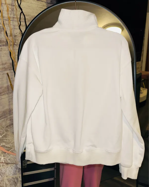 White Lounge Set - Image 12
