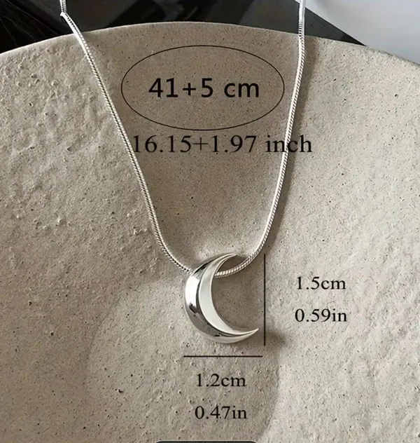 Crescent Beautiful Alloy Moon Choker Pendant Necklace - Image 4