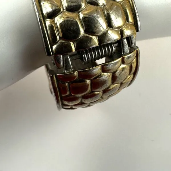 Gold tone rhinestone hinged bangle bracelet - Image 4