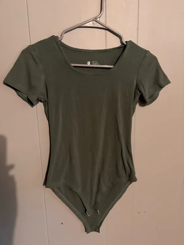 Amazon 3 pack body suits - Image 2