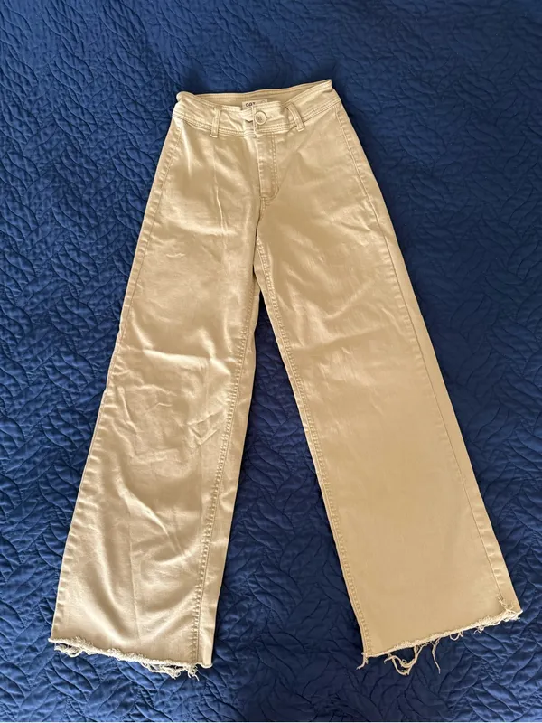 Oat New York High Waist Wide Leg Jeans in Beige / Cream - Image 2