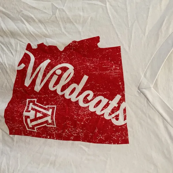 FINAL MARKDOWN Unisex Arizona wildcats tee large White - Image 4