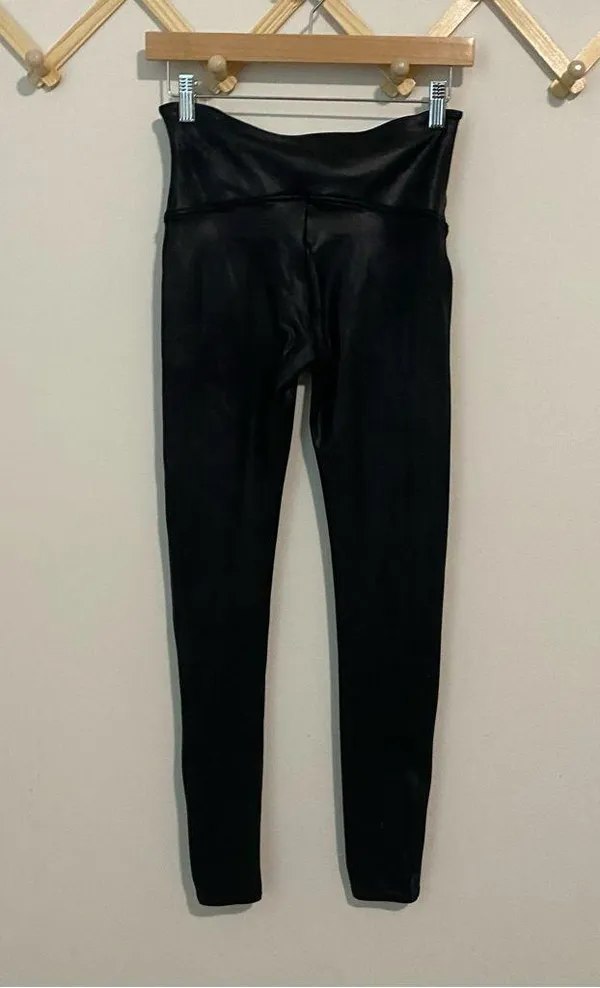 Spanx Black Shiny Faux Leather Leggings size Large - Image 6