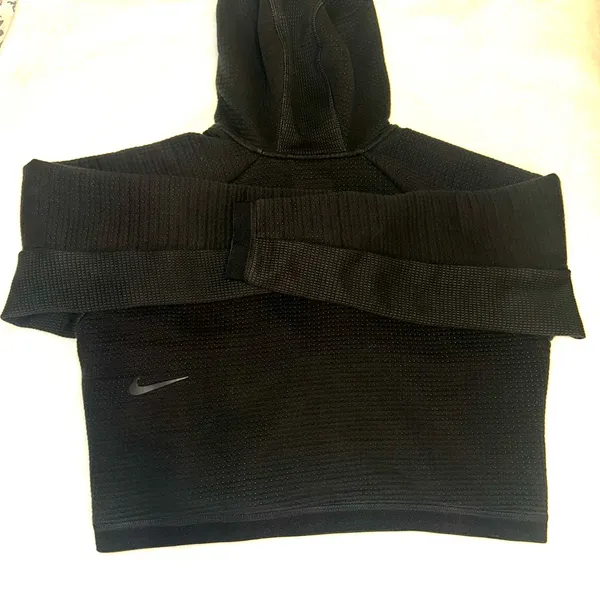 Nike Women’s cropped zip up hoodie sz md - Image 2