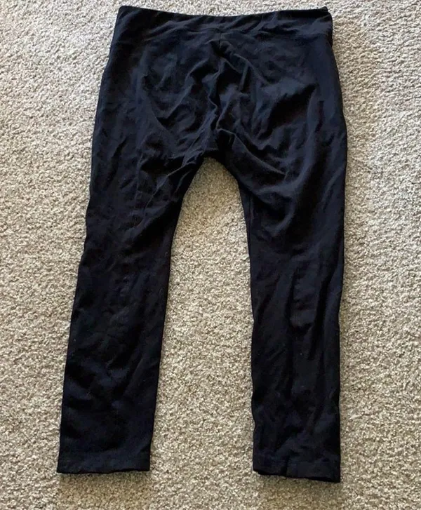 White House black market leggings - Image 4