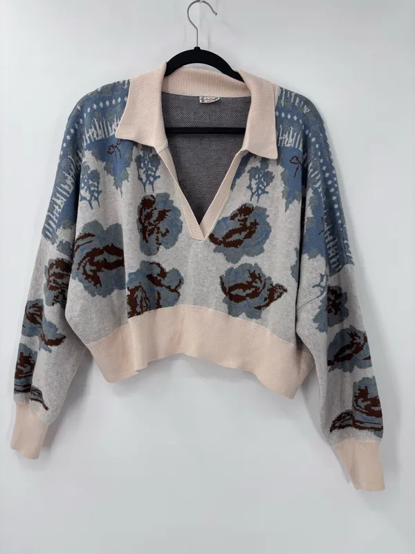 (E-578) Free People Cropped Floral V-Neck Sweater in Cream, Blue & Brown - Image 3