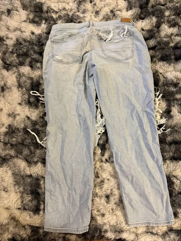 American Eagle Jeans - Image 2