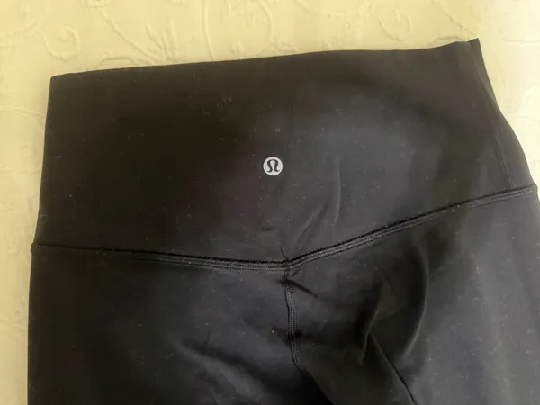 Black Lululemon Cropped Leggings - Image 3