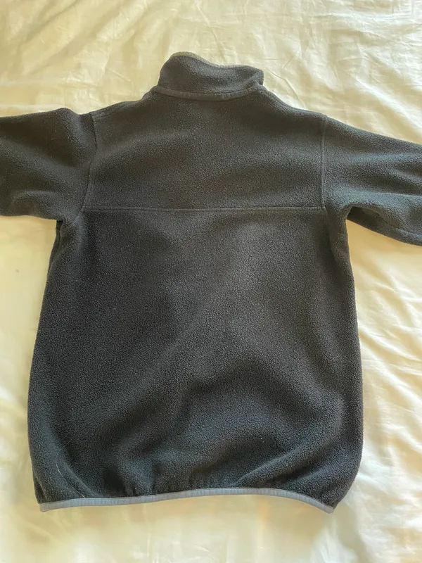 Patagonia Synchilla Black Pullover - Image 4
