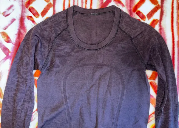 Lululemon Swiftly Tech Long Sleeve - Image 4