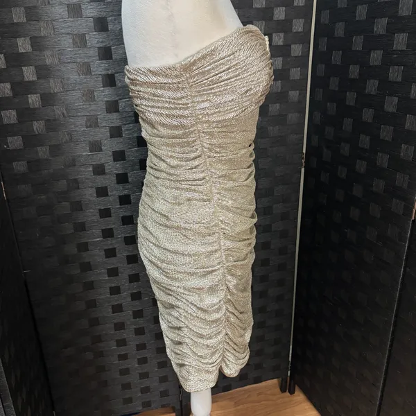 Hailey Adrianna Papell Dress Gold Metallic Ruched Strapless Bodycon Glam Hoco 10 - Image 5